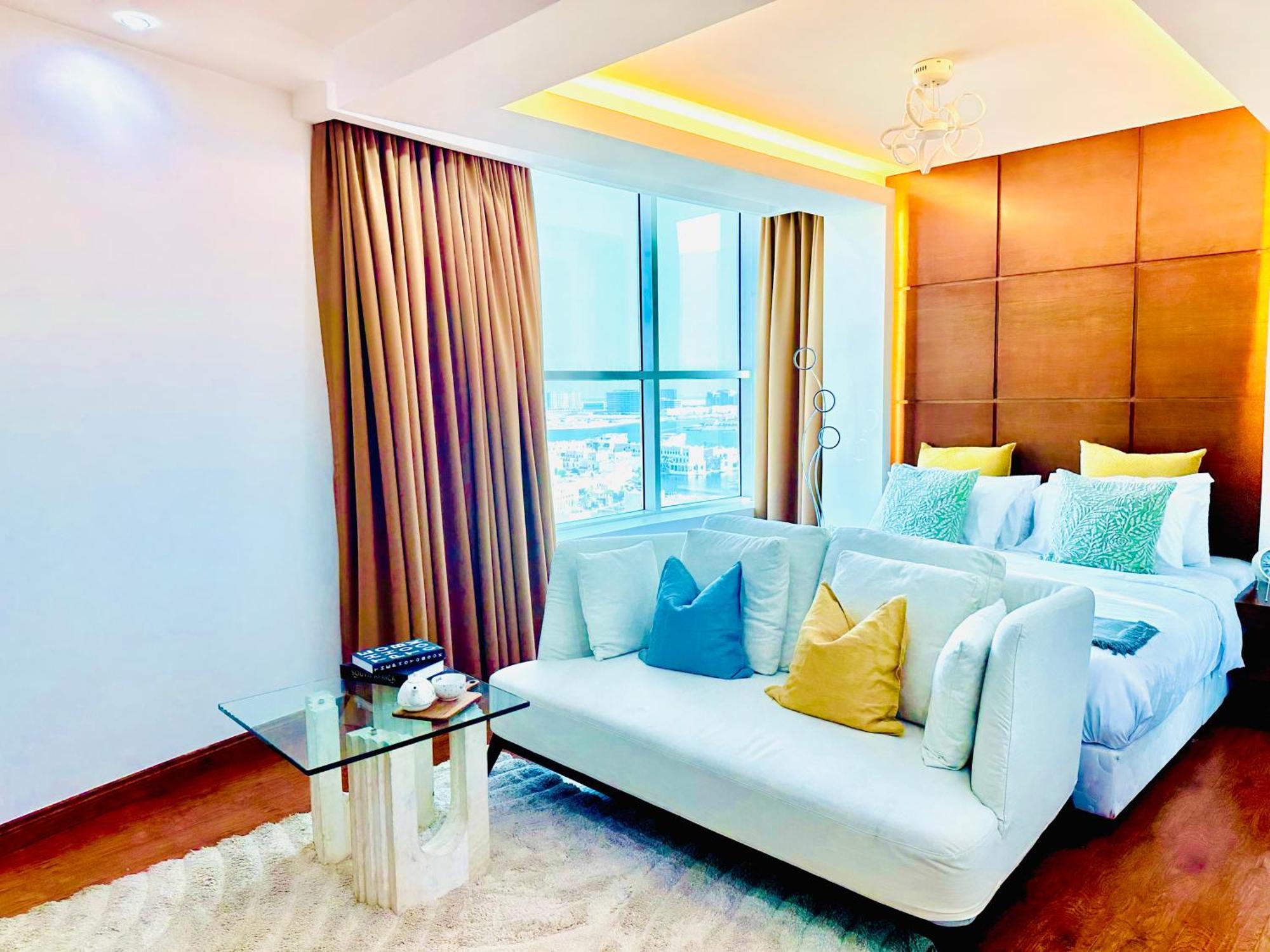Saxophone Suites Muharraq Luaran gambar